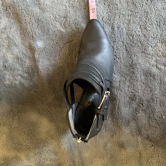 Black Pointed Toe Heel Ankle Booties Charles David Women 8.5 - Picture 2 of 8